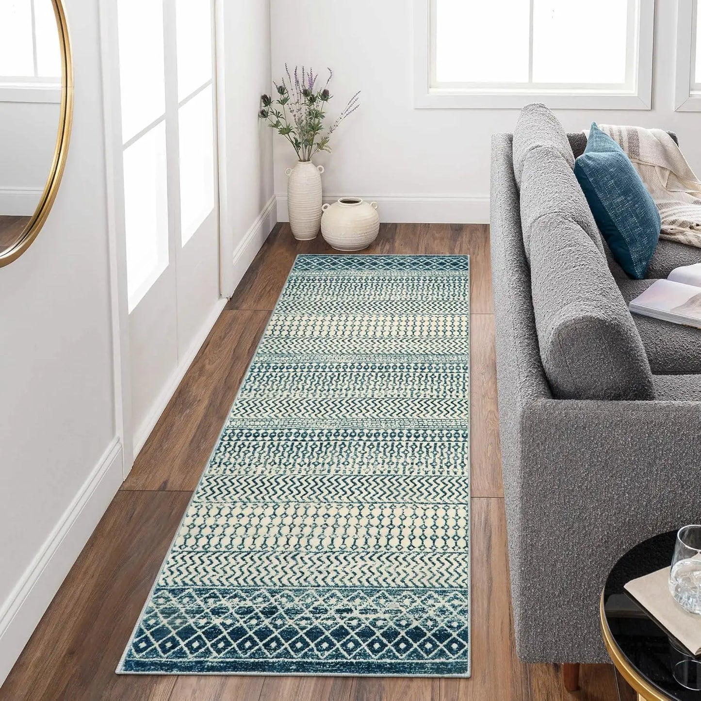 Christmas Red Geometric Rug - American Minimalist, Easy-Clean Entryway Carpet