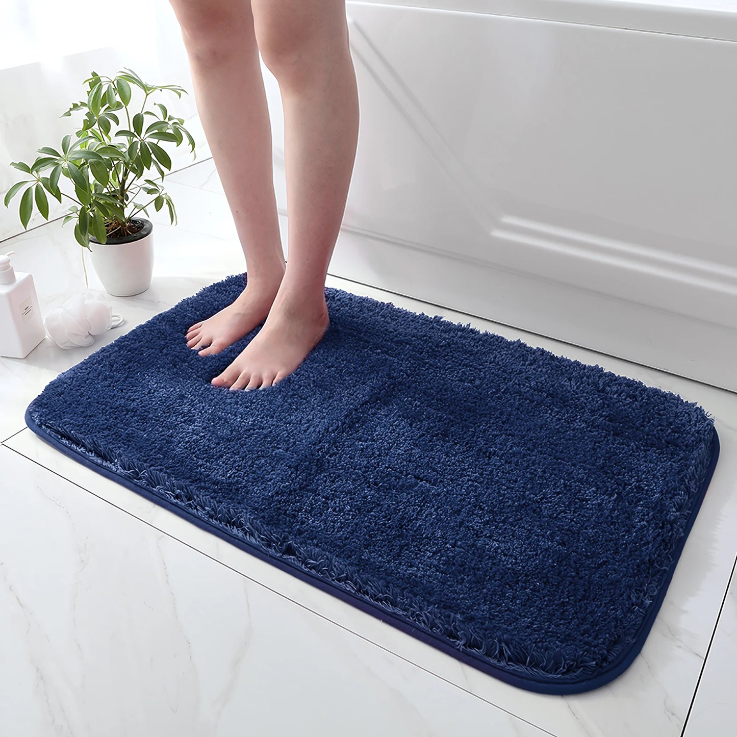 Super Plush Bath Rug - Ultra Absorbent & Non-Slip Bathroom Floor Mat, Machine Washable