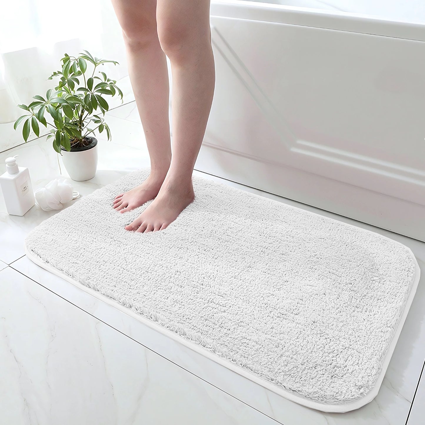 Super Plush Bath Rug - Ultra Absorbent & Non-Slip Bathroom Floor Mat, Machine Washable