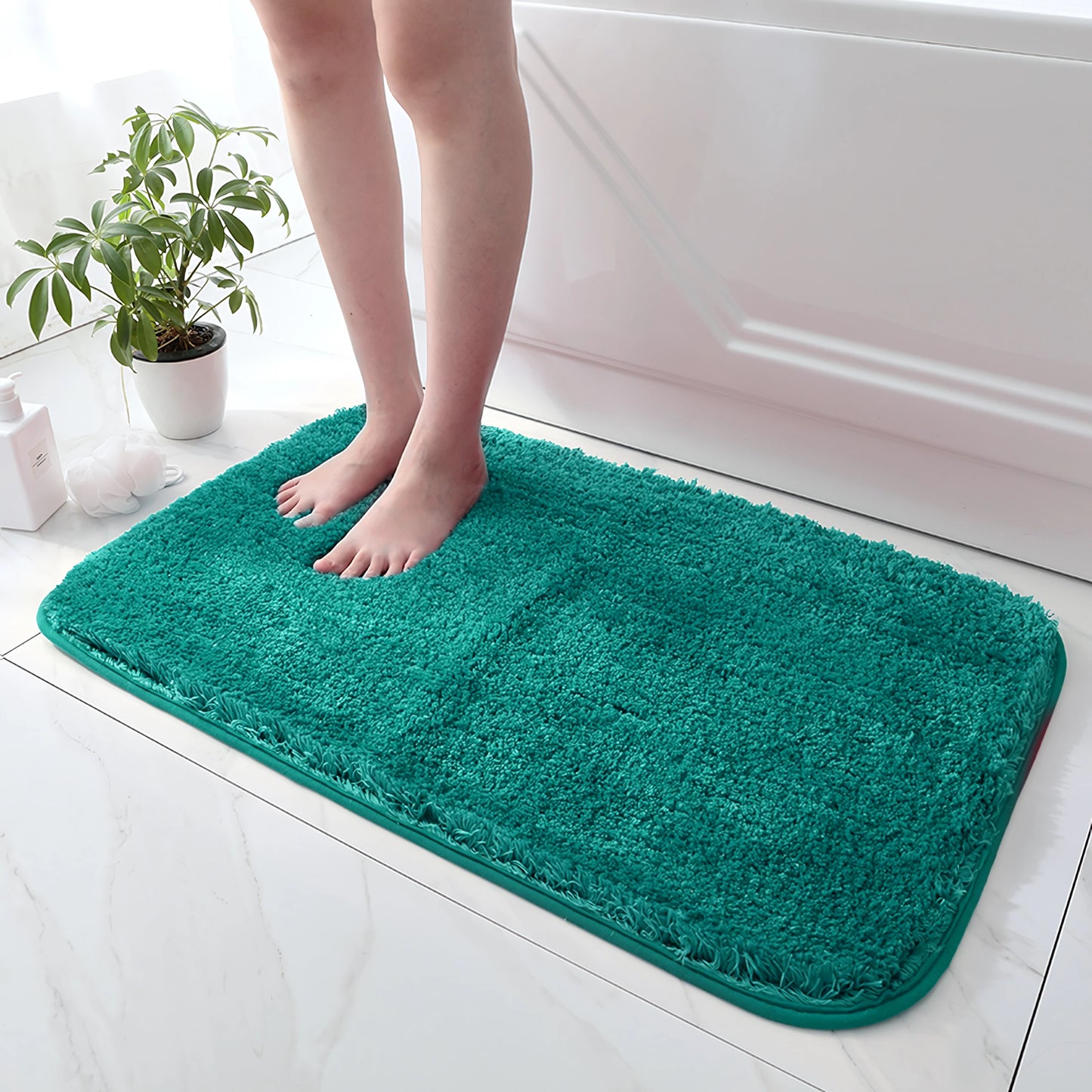 Super Plush Bath Rug - Ultra Absorbent & Non-Slip Bathroom Floor Mat, Machine Washable