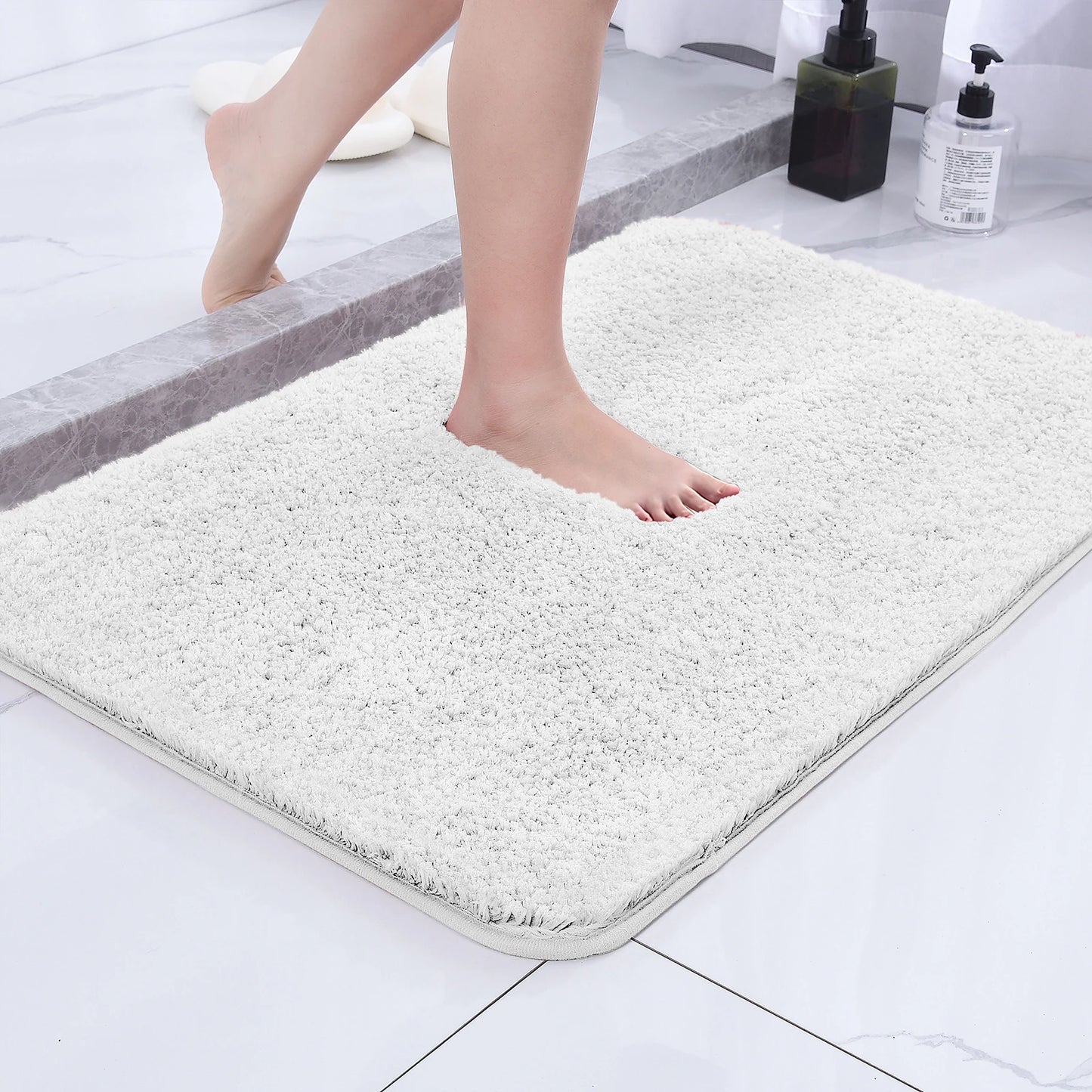 Super Plush Bath Rug - Ultra Absorbent & Non-Slip Bathroom Floor Mat, Machine Washable