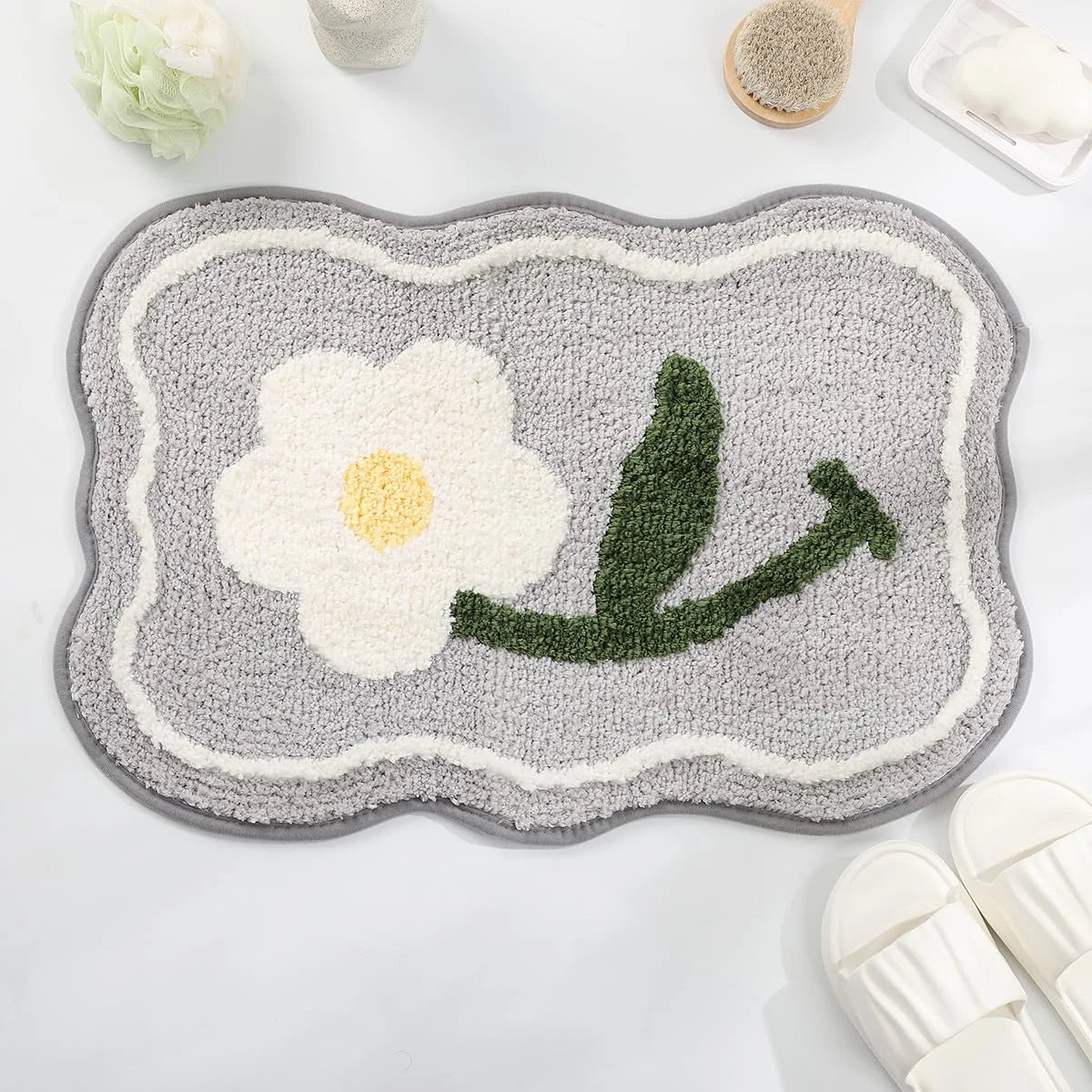 Small Floral Bath Mat - Plush Faux Cashmere, Absorbent & Non-Slip Rug