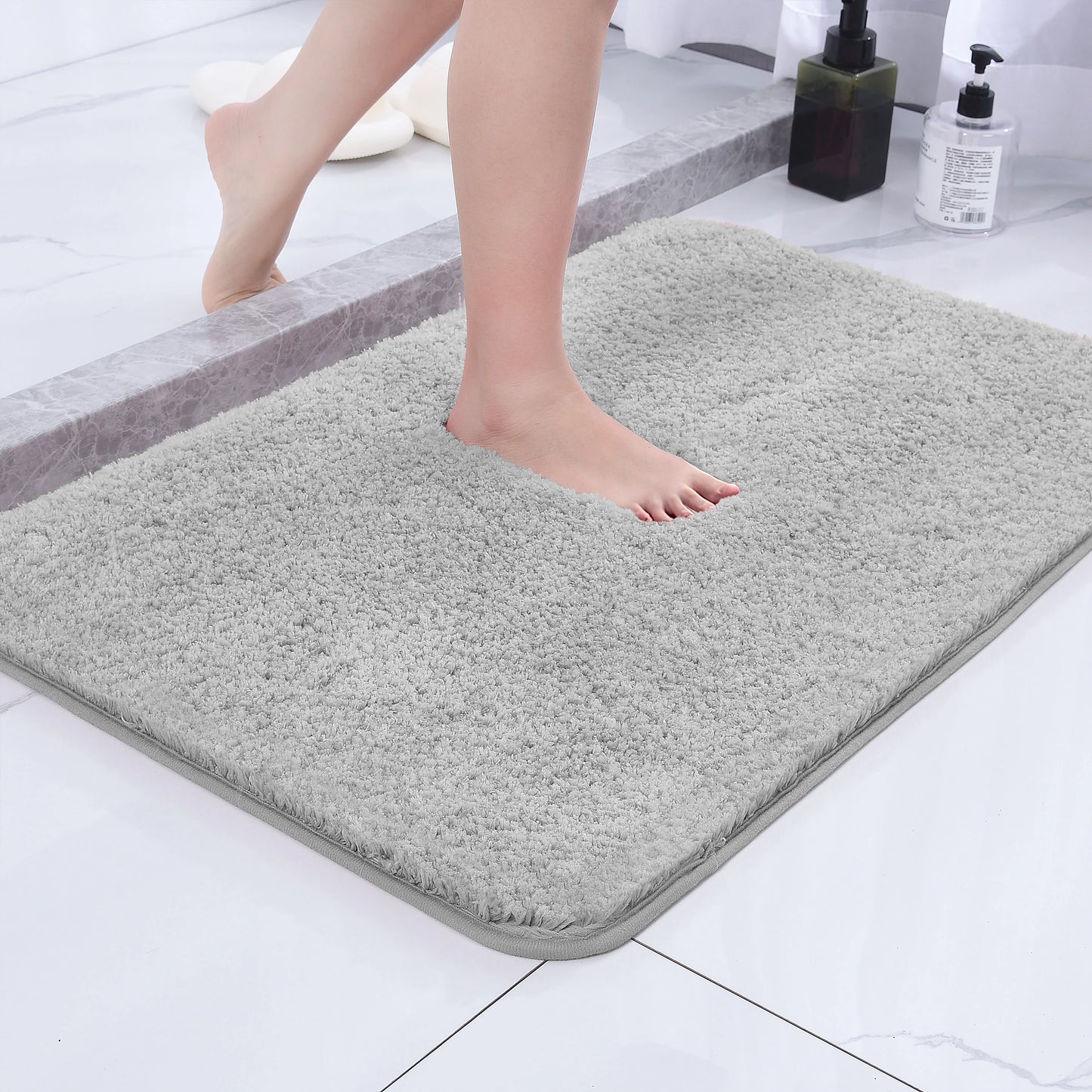 Super Plush Bath Rug - Ultra Absorbent & Non-Slip Bathroom Floor Mat, Machine Washable