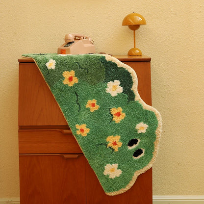 Funny Spirit Plant Rug - Soft Tufted Carpet for Bedroom & Aesthetic Decor