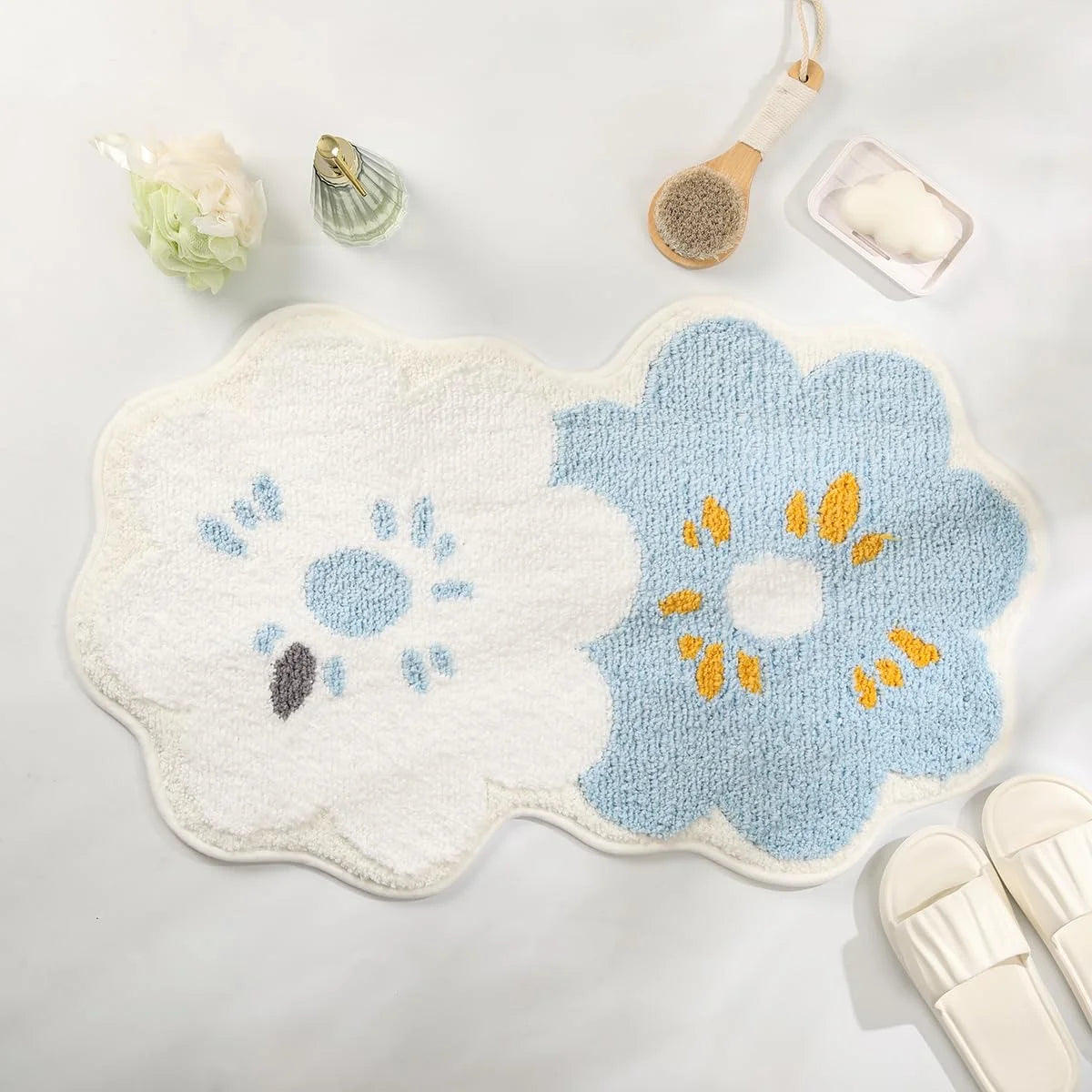 Small Floral Bath Mat - Plush Faux Cashmere, Absorbent & Non-Slip Rug